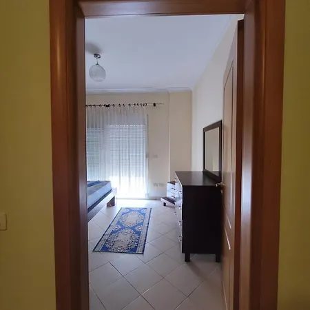 Claud'io Guess House